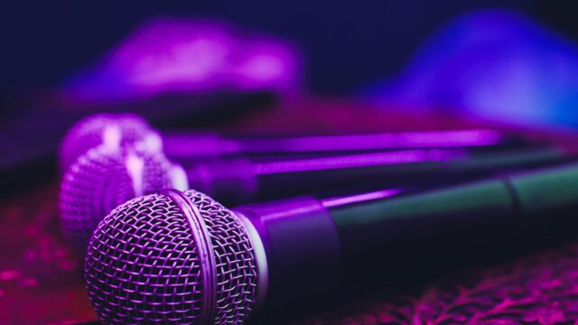 Inside Live DC microphones